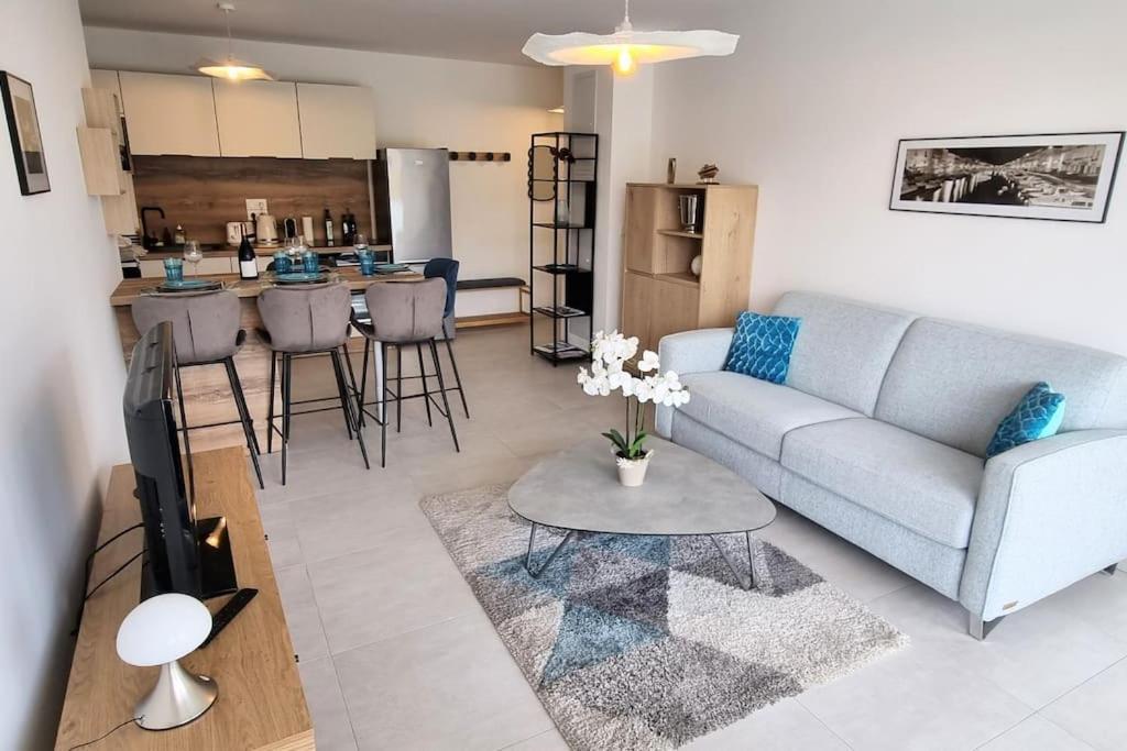 Апартаменты Le Segreto Deco Sur Les Quais 2 Parkings Prives Neuf Сет Экстерьер фото